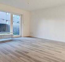 Von privat - schöne 3-Zi.-Whg. + Garten + Terrasse in Paderborn Schloß Neuhaus, ruhige + tolle Lage - Paderborn OT Schloß Neuhaus