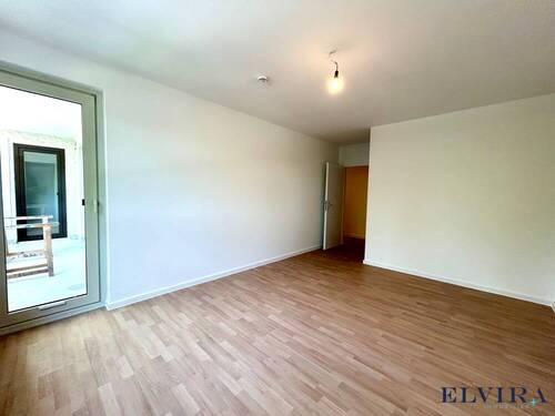 Schlafzimmer - 3 Zimmer Etagenwohnung zur Miete in Karlsfeld