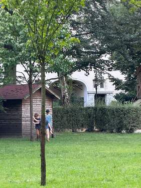 Spielplatz inklusive - 