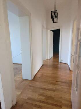 Bitte treten Sie ein! - 