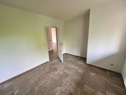 IMG-20251106-WA0007.jpg - Etagenwohnung mit 90,00 m&sup2; in Würzburg zur Miete