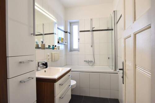 Vollbad mit Fenster - 