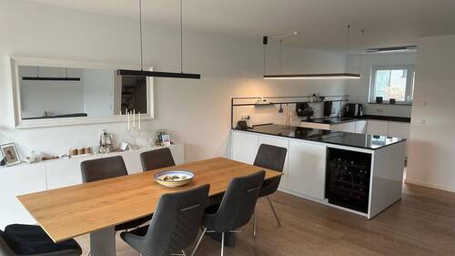 Essbereich und Küche - 4 Zimmer Reihenmittelhaus in Wiesbaden
