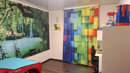 1.OG Schlafzimmer 1 - 