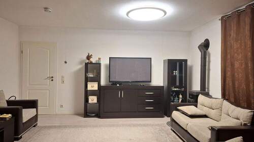 UG Wohnzimmer - 8 Zimmer Mehrfamilienhaus, Wohnhaus zum Kaufen in Mehlingen