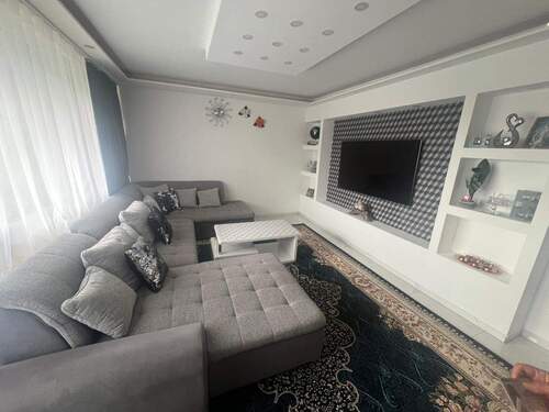 PHOTO-2025-12-03-11-39-27.jpg - 3 Zimmer Etagenwohnung zum Kaufen in Schweinfurt