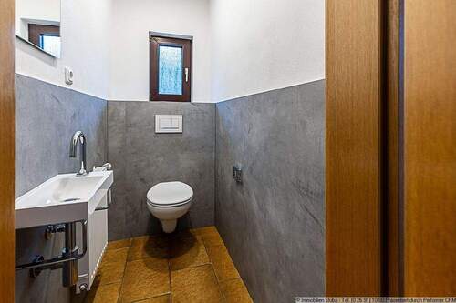 Gäste-WC Erdgeschoss - 