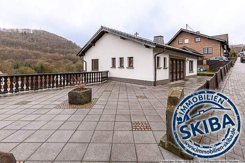 Haus in Schuld zur Miete - Großzügige 4-Zimmer-Wohnung auf zwei Etagen in SchuldAhr