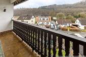 Balkon mit Ausblick - 4 Zimmer Etagenwohnung in Schuld