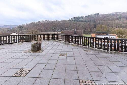 Sitzmöglichkeit auf der Terrasse - 