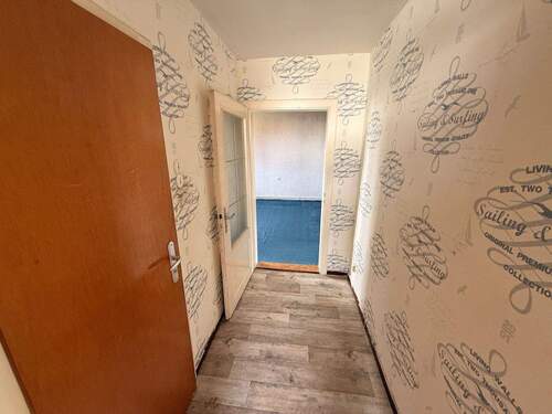 23 Flur OG linke Hälfte - 