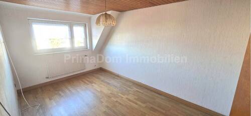 Kinderzimmer/Büro - 