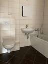 Bad mit Wanne - 