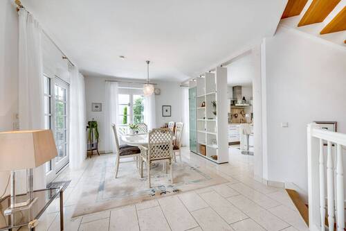 Essbereich - Einfamilienhaus mit 201,30 m² in Altomünster zum Kaufen