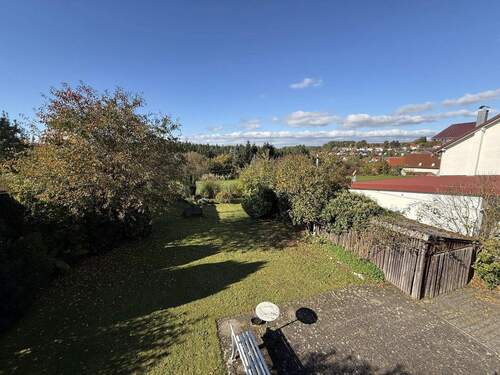 Blick vom Balkon ins Grüne - 
