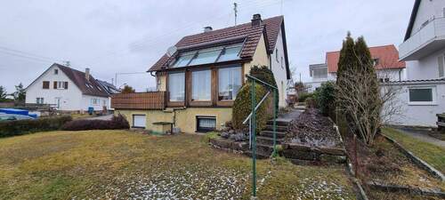 Bild 2 - 6 Zimmer Einfamilienhaus zum Kaufen in Rottweil-Göllsdorf