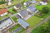 Luftaufnahme - 6 Zimmer Einfamilienhaus zum Kaufen in Niederstadtfeld