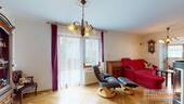 Wohnzimmer EG mit Ausgang zur Terrasse - 