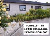 Front Ansicht - Traumhafter Bungalow im Nordseeheilbad Friedrichskoog Ihre Oase der Erholung