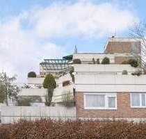 Kassel-Wolfsanger: Sehr großzügige 3-4 Zimmer Wohnung mit großer Dachterrasse, eigener Garage und einem überwältigenden Fernblick