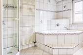 OG: Badezimmer - 