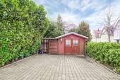 Gartenhaus mit Außenstellplätzen - Einfamilienhaus mit 164,40 m² in Heilbronn zum Kaufen