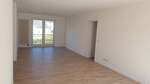 Wohnzimmer - Beispielfoto - 3 Zimmer Etagenwohnung in Leipzig