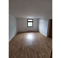 geräumige 3-Raumwohnung - 450,00&nbsp;EUR Kaltmiete, ca.&nbsp; 90,00&nbsp;m&sup2;&nbsp;Wohnfl&auml;che in Schönebeck (Elbe) (PLZ: 39218)