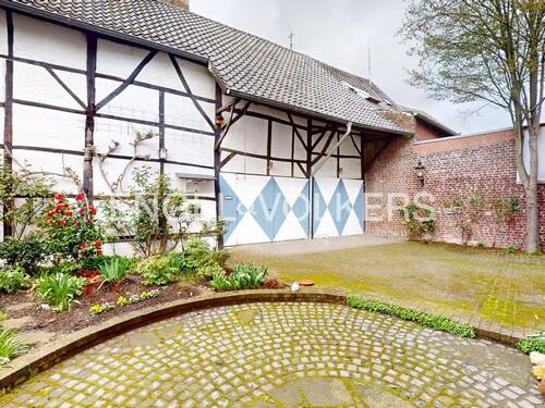 Ansicht der Fachwerkscheune - 3 Zimmer Mehrfamilienhaus, Wohnhaus in Wachtendonk