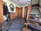 Diele - 8 Zimmer Mehrfamilienhaus, Wohnhaus in Grävenwiesbach