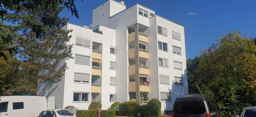 PHOTO-2025-09-30-11-51-43.jpg - Helle 3-Zim. Wohnung mit Balkon & TG-Stellplatz!