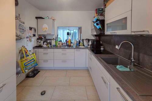 3. Küche - 4 Zimmer Einfamilienhaus in Duisburg