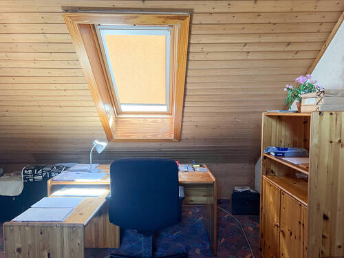 ... mit Arbeitsplatz - 