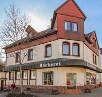 Nutzungsoptionen: Ladengeschäft, 3 Wohnungen u. 3 Apartments im Herzen der Kurstadt Königsfeld - Königsfeld im Schwarzwald