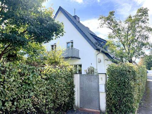 Hausansicht - 6 Zimmer Einfamilienhaus in Horn-Bad Meinberg