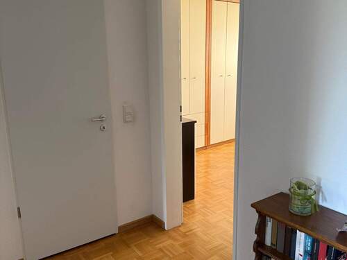 tempImageSj18r1.jpg - 