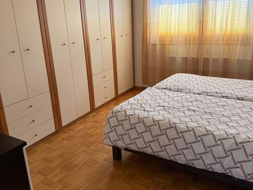 tempImageNjs0YU.jpg - 