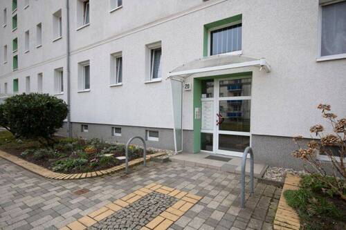 Eingangsbereich - Etagenwohnung mit 58,80 m&sup2; in Halle (Saale) zur Miete