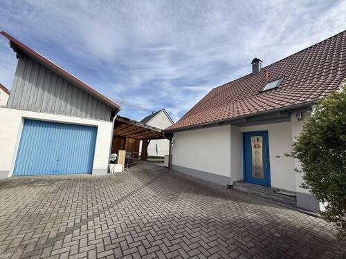 Hof/Einfahrt - 
