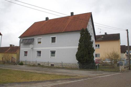 Westansicht - 1 Zimmer Mehrfamilienhaus, Wohnhaus zum Kaufen in Burglengenfeld