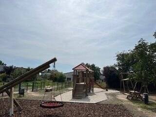Bild Spielplatz.jpg - 