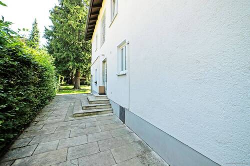 Weg zum Haus - 