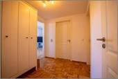 Ankleide / Garderobe / AR - 