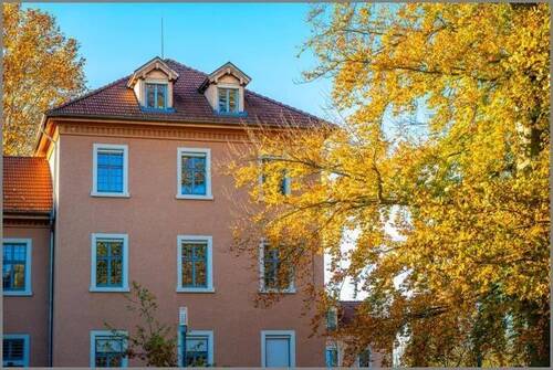 Hausansicht Ost - 4 Zimmer Etagenwohnung zum Kaufen in Achern
