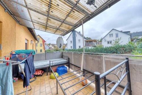 Balkon - Mehrfamilienhaus, Wohnhaus mit 169,50 m² in Solms / Burgsolms zum Kaufen