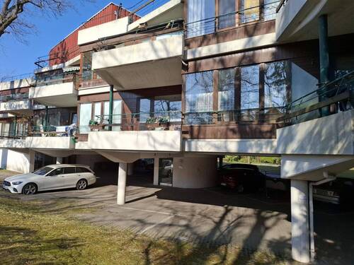 Ansicht Wohnung von der Straße - 2 Zimmer Etagenwohnung in Berlin