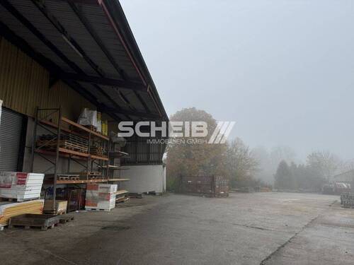 auf einem Gewerbeanwesen - Grundstück in Rot am See