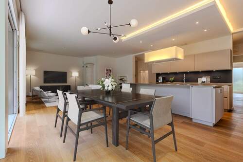 Wohnen/ Essen/ Kochen - VISUALIESIERTE MÖBLIERUNG - 5 Zimmer Terrassenwohnung zum Kaufen in Hamburg