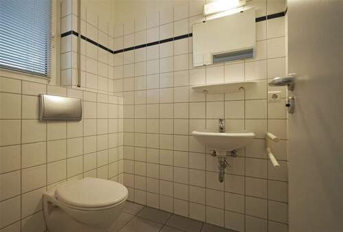 Kunden-WC, Obergeschoss - 