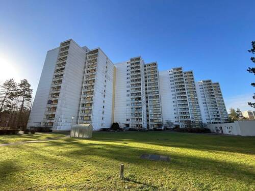 Hausansicht - 3-Zimmer-Wohnung in Nürnberg Langwasser